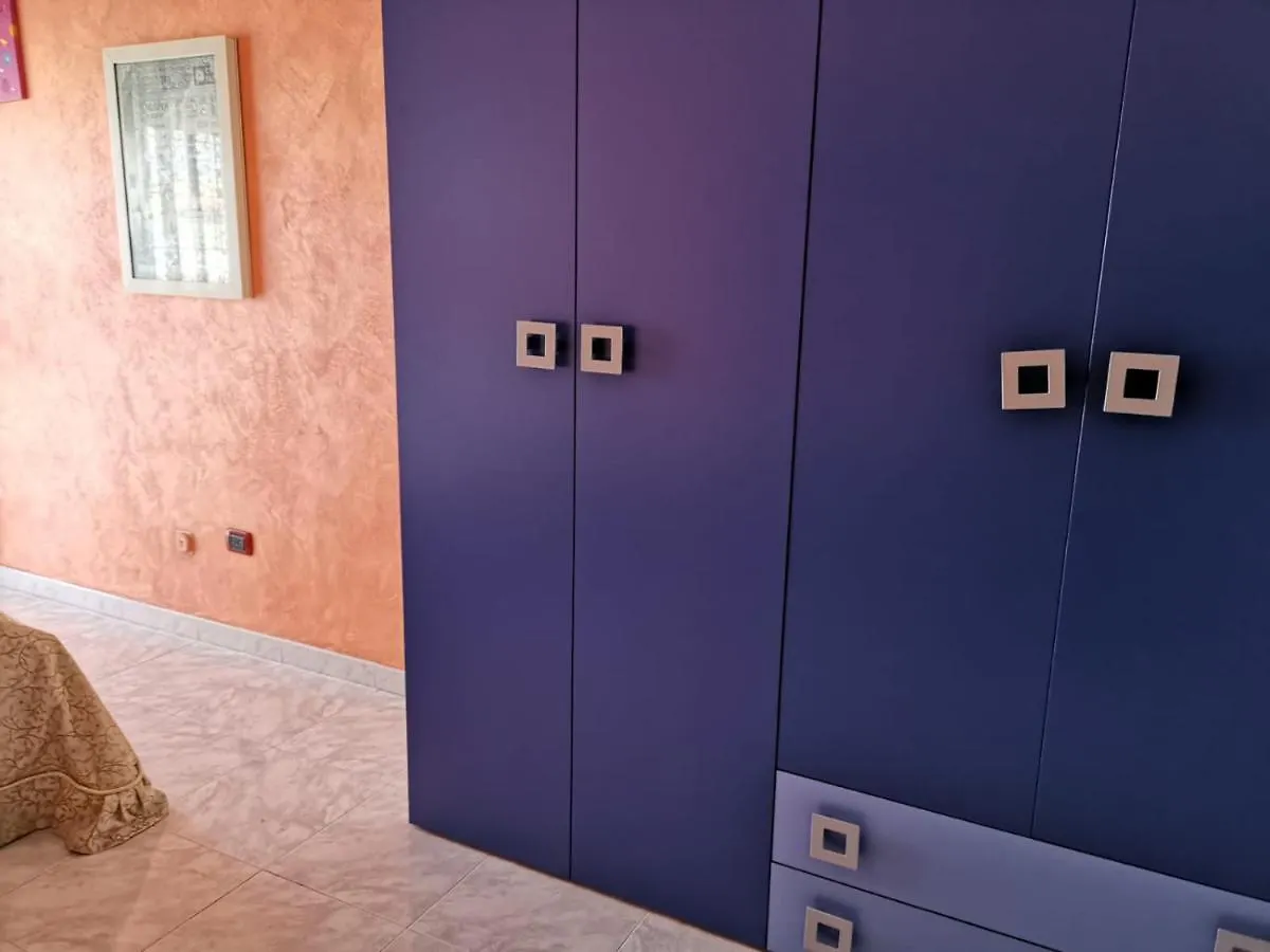 Homestay Capitan Shonny Apartment Portoscuso