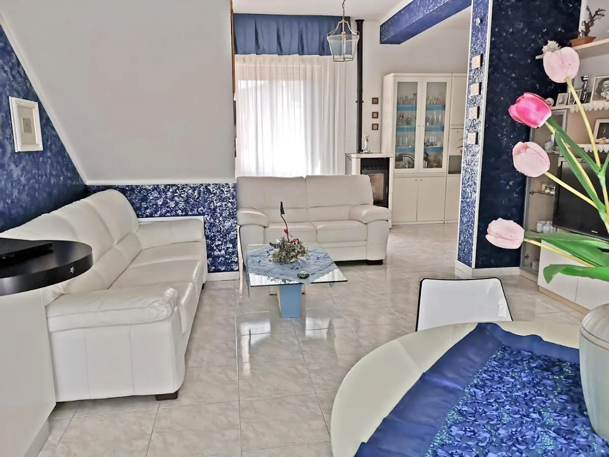 Capitan Shonny Apartment Portoscuso Homestay